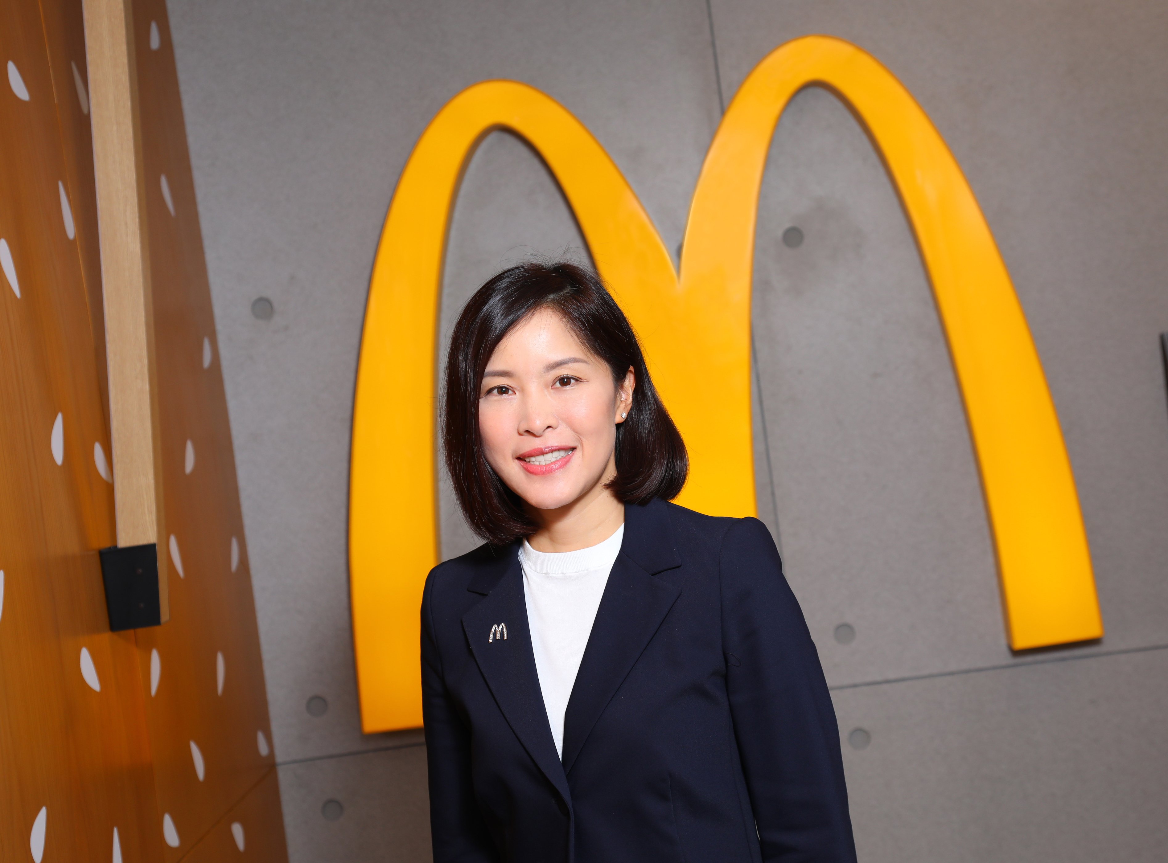 McDonald's Hong Kong CEO Randy Lai's outstanding leadership in driving innovation and growth is recognised with the prestigious DHL-SCMP Hong Kong Business Awards.